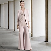voordelige Broekpakken van mama-Jumpsuit  Broekpak 3-delige Moeder van de Bruid Formele Bruiloft Gast Elegante Wrap Inclusief Scoop Hals Vloerlengte Chiffon Kant Mouwloos met Ruffles gratis op maat
