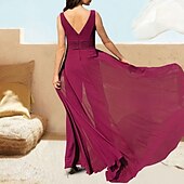 abordables Robes pour invitées de mariage-Combinaisons Robe de Soirée Élégante Robe Invitée de Mariage Prom Traîne de Chapelle Sans Manches Col en V Chiffon avec Fronces Couleur Pure 2025