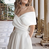 billige Små Hvite Kjoler-Mottakelse Liten Hvit Kjole Bryllup Dusj Kjoler Bryllup Kjoler A-Linje Off Shoulder Kappe Erme Te Lengde Sateng Bryllups Gowns Med Folder Rynket