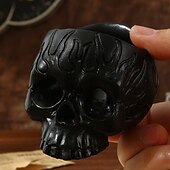 お買い得  ハロウィンの吊るし飾りとテーブルトップ装飾-ハロウィーンの頭蓋骨樹脂キャンドルホルダー - スケルトンキャンドルスティックハロウィーンデコレーション（キャンドルは含まれません）