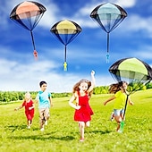 economico Sport e divertimento all&#039;aria aperta-4 set di paracadute da lancio a mano per bambini all&#039;aperto giocattoli divertenti giochi per bambini con paracadute a volo sportivo con mini soldato