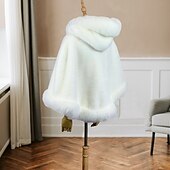 billiga Pälssjalar-vita fuskpälssjalar sjalar omlott för kvinnor eleganta ärmlösa bröllopssjalar för fuskpäls med ren färg för höstbröllopsklänning för att imponera 2025