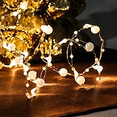 お買い得  電池式-クリスマスレッドベリーガーランドライト ledフェアリーストリングライト 5m-50leds 3m-30leds クリスマスデコレーション リモートコントロール バッテリー駆動 8モード 屋外防水ホリデーライト 誕生日パーティーの装飾