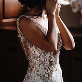  Strand Trouwen Strand Open Rug Sexy Boho Trouwen Jurken Zeemeermin V Hals Mouwloos Court Train Kanten Bruidsjurken Met Applicaties