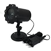 tanie Oświetlenie świąteczne-Snowflake lampa projektora oświetlenie świąteczne o wysokiej jasności wtyczka niskiego napięcia pilot boże narodzenie wewnątrz i na zewnątrz atmosfera dekoracyjna lampa projektora
