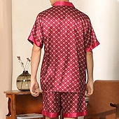 halpa Yöpuvut-Miesten Uniasut Yöpukusarja Silkkipyjama Pyjama toppi ja shortsit 1set Pilkku Yksinkertainen Mukavuus Koti Päivittäin Tekosilkki Hengittävä Kauluskäänne Lyhythihainen Shortsit Tasku Syksy Kevät Viini