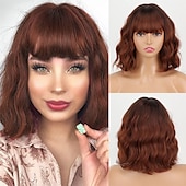 economico Parrucche trendy sintetiche-parrucca bianca corta con frangia parrucche di capelli bianchi ondulati per le donne parrucche sintetiche ondulate di lunghezza della spalla bianca parrucche dall&#039;aspetto naturale parrucca in fibra