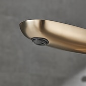 billige Sidespray-badekar armatur gulvfeste frittstående badekar fyller messing høystrøm dusjkraner med håndholdt dusj blandebatteri dreibar tut (pistol grå/børstet gyllen)