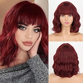 economico Parrucche trendy sintetiche-parrucca bianca corta con frangia parrucche di capelli bianchi ondulati per le donne parrucche sintetiche ondulate di lunghezza della spalla bianca parrucche dall&#039;aspetto naturale parrucca in fibra