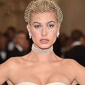 baratos Véus de Noiva-Véu de Noiva Estiloso de Camada Única  Véus de Casamento de Estilo Europeu  Véus de Gaiola de Pássaros com Cristais  Tulle para impressionar