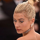 baratos Véus de Noiva-Véu de Noiva Estiloso de Camada Única  Véus de Casamento de Estilo Europeu  Véus de Gaiola de Pássaros com Cristais  Tulle para impressionar