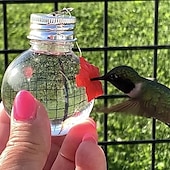 お買い得  裏庭での野鳥観察と野生生物-屋外ポータブル用のハチドリフィーダーは、すべての鳥に適用されます。ハミングバードフィーダーを屋外に吊るすボトル、漏れ防止、掃除と充填が簡単、3つの給餌ポート付き