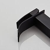 economico Classici-Rubinetto Miscelatore Lavabo Bagno A Cascata Alto Corto, Lavabo Monocomando Rubinetti Lavabo Monocomando, Bagno Con Tubo Flessibile Caldo E Freddo Vaso Monoblocco Acqua Rubinetto In Ottone Montaggio A Bordo Nero Dorato