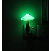 economico Luci notturne plug-in-luce notturna a led con sensore plug-in lampada luce notturna a fungo luce notturna magica a 7 colori che cambia mini belle luci notturne a forma di fungo per adulti luce notturna per bambini