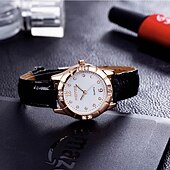 halpa Kvartsikellot-Valentyninpäivän lahja naisten muotimerkin timantti hihnakello Valentyninpäivän lahja naisten muotitrendi hohtava kvartsikello naisopiskelijakello