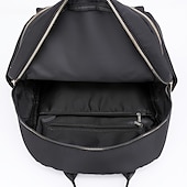 abordables Sacs à Dos de Mode-Sac à dos en nylon matelassé noir pour femme avec fermetures éclair dorées et poche avant cloutée – sac léger et élégant pour l&#039;école, le travail ou un usage quotidien