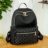 abordables Sacs à Dos de Mode-Sac à dos en nylon matelassé noir pour femme avec fermetures éclair dorées et poche avant cloutée – sac léger et élégant pour l&#039;école, le travail ou un usage quotidien