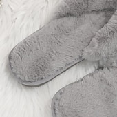 olcso Női papucsok és strandpapucsok-női fuzzy flip-flop papucs – hangulatos műszőrme plüss lapos szandál a beltéri kényelemért