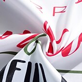 رخيصةأون ديكور عيد الميلاد-مفرش طاولة مزخرف، مفرش طاولة للعطلات مقاوم للتجاعيد والماء للطاولات المربعة والمستطيلة، غطاء طاولة أحمر من قماش البوليستر