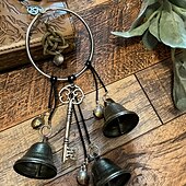 baratos Espanta-espíritos-1 peça, sinos de bruxa, presentes de decoração de bruxaria, parede pagã mágica, maçaneta decorativa de porta de casa, runas de bruxas, suprimentos de altar wiccan