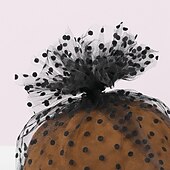 economico Cappelli per feste-cappelli cappello da sole in fibra cappello da velo casual vacanza semplice retrò con copricapo in tulle a pois