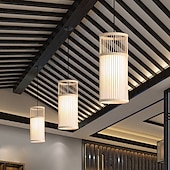 economico Modello a lanterna-luci a sospensione cilindriche creative beige vimini bambù apparecchio di illuminazione decorazione antica lampadario a soffitto luce tessuto fatto a mano decorazioni per la casa lampadario per