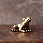 economico Statue-simpatica statuetta di rana in rame retrò: ornamento da scrivania in miniatura e decorazione per animali da tè
