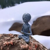 cheap Statues-Garden Statue Meditating Alien Sculptures, Meditating Alien Resin Ornament, UFO Indoor Outdoor Garden Decor, Meditating Alien Figurines