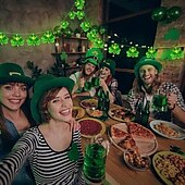 cheap Battery String Lights-Irish St. Patrick&#039;s Day Clover Colored String Lights Outdoor Camping Decorative String Lights