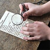 abordables Cadeau de fête des mères pour les femmes-rondom loupe collier cadeau lecture loupe pendentif collier pour personnes âgées loupe pour livres journaux lecture bijoux