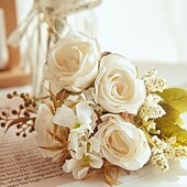 baratos Sr e Sra Casamento-Flor simulada 6 garfos fumaça e chuva rosa decoração de casa flor artificial rosa flor de seda estilo europeu esquema de cores mesa de jantar de hotel arranjo de flores