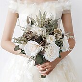cheap Mr &amp; Mrs Wedding-Retro European Style Bride Holding Flowers Outdoor Wedding Photography Props Birthday Parties Simulated Bouquets Wedding Supplies