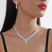 voordelige Sieradensets-Sieradenset 3 stuks Strass Legering Oorbellen Kettingen Dames Elegant Vintage Modieus meetkundig Geometrische vorm Sieraden set Voor Bruiloft Feest Vuosipäivä