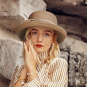 abordables Chapeaux de fête-Chapeaux Fibre Chapeau Melon / Cloche Chapeau de seau Capeline Casual Plage Elégant Mariage Avec Perle fausse Fantaisie Casque Couvre-chef