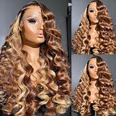 abordables Perruques à dentelle frontale-Perruque Cheveux vierges non transformés 13x4 devant en dentelle Cheveux Brésiliens Ondulation Lâche Multicolore Partie libre Femme Densité 130% 150% avec des cheveux de bébé Cheveux Colorés Mèches