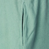 abordables Bermudas estilo casual-Hombre Pantalón corto Pantalones cortos casuales Pantalones cortos de pana Bolsillo Correa Cintura elástica Plano Comodidad Corto Festivos Playa Fin de semana Moda Casual Negro Amarillo Microelástico