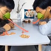 billige Gags og praktiske spøkeleker-Brettspill Sjakkspill Stresslindrende leker 1 pcs Gave Søtt Stress og angstlindring Plast Til Tenåring Voksne Gutter og jenter Fest Hjem Arbeid