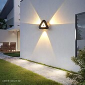 abordables appliques murales extérieures-appliques murales extérieures à LED blanc chaud 20 cm 9 têtes contractées triangle moderne personnalité d&#039;éclairage à trois côtés métal moderne adapté au mur de fond dans l&#039;escalier de magasin