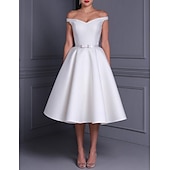 billige Små Hvite Kjoler-A-Line Cocktailkjoler 1950-talls Kjole Bryllup Gjest Graduering Te Lengde Uten Ermer Off Shoulder Høst Bryllup Mottak Satin med Sleek Sløyfe(r) Ren Farge