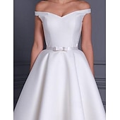 billige Små Hvite Kjoler-A-Line Cocktailkjoler 1950-talls Kjole Bryllup Gjest Graduering Te Lengde Uten Ermer Off Shoulder Høst Bryllup Mottak Satin med Sleek Sløyfe(r) Ren Farge
