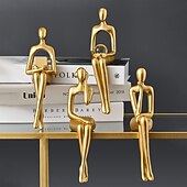 Недорогие Статуи-Золотая статуя, украшения для дома для гостиной, декор полки, современный декор книжной полки, статуэтки, настольная скульптура, декор стола