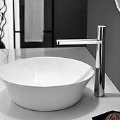 cheap Bathtub Faucets-Bathroom Sink Faucet - Classic Electroplated Mount Outside Single Handle One HoleBath Taps