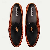 abordables Mocasines de cuero de primera calidad-Mocasines estampados de diseñador para hombre: elegantes zapatos de vestir planos con un diseño único en naranja y negro para salidas formales e informales.