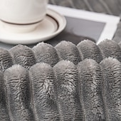 abordables Couvertures de lit-Couverture en velours de lait - ultra douce et soyeuse pour un confort luxueux, confortable et chaleureux, parfaite pour se blottir tissu durable de haute qualité avec une sensation de peluche design élégant qui met en valeur n&#039;importe quel décor de pièce