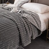 abordables Couvertures de lit-Couverture en velours de lait - ultra douce et soyeuse pour un confort luxueux, confortable et chaleureux, parfaite pour se blottir tissu durable de haute qualité avec une sensation de peluche design élégant qui met en valeur n&#039;importe quel décor de pièce