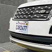 cheap Car Body Decoration &amp; Protection-Solid Silver Rust-Proof Car License Plate Frames Universal Stainless Steel Holder with Screws &amp; Caps US Standard 2PCS