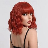 economico Parrucche trendy sintetiche-parrucca con frangia parrucche corte ondulate per donne lunghezza spalle parrucche caschetto riccio parrucche sintetiche resistenti al calore per halloween cosplay uso quotidiano per feste