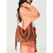 billiga Hand- och toteväskor-kvinnliga bruna fransar skalle dubbade luffarväska - boho läder axelväska med tofsar för casual, halloween och festival stil