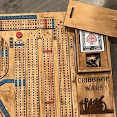 Недорогие Подарки-настольная игра cribbage wars 2024 новый деревянный набор cribbage с забавными поворотами, временными искажениями &amp;ловушки традиционная семейная игра с местом для хранения карт и колышков