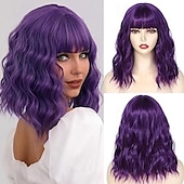economico Parrucche trendy sintetiche-parrucche corte con frangia per donna parrucca bianca ondulata sciolta parrucca sintetica cosplay per ragazza parrucca colorata per feste di natale